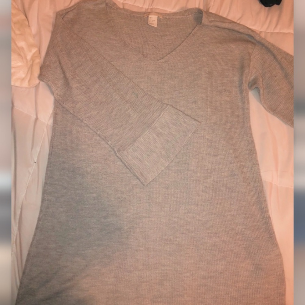 H&m v neck bell sleeve sweater!